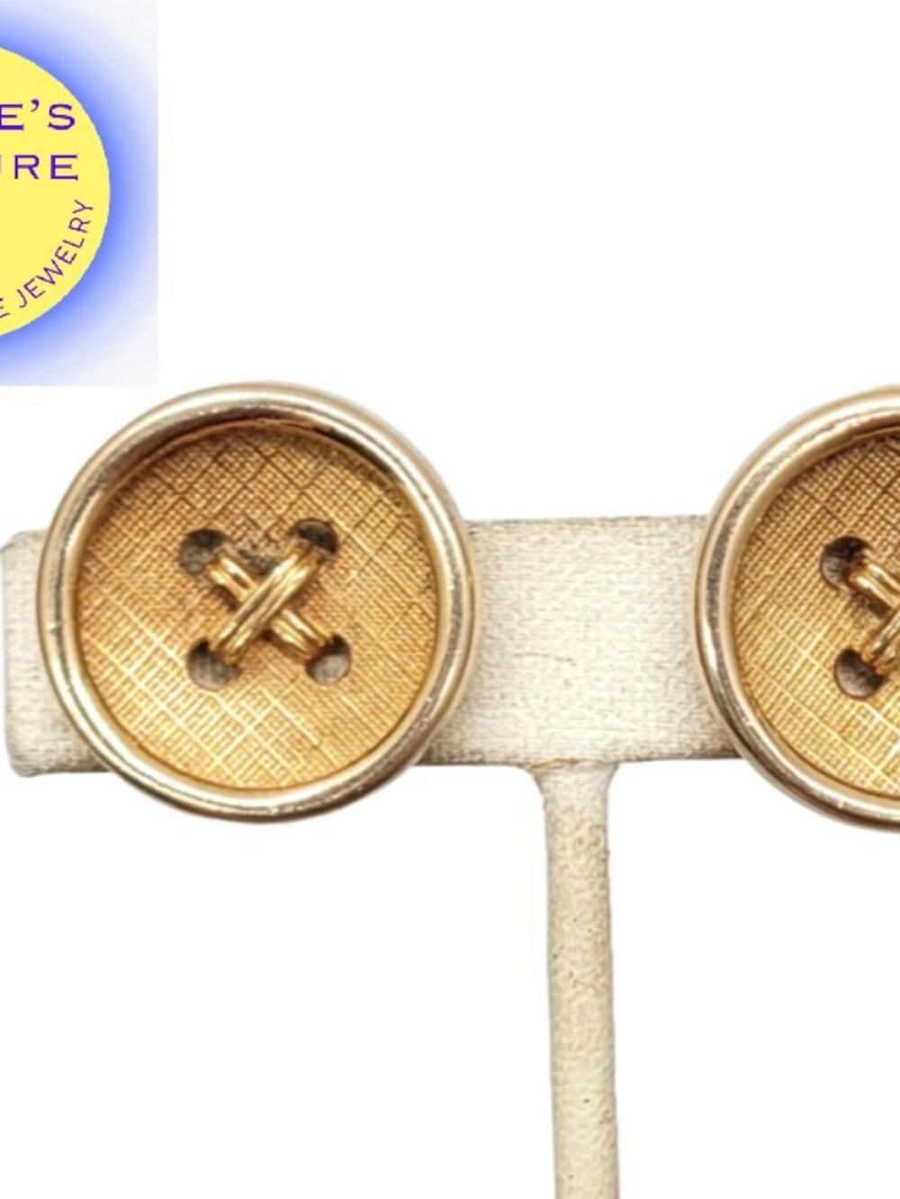 Vintage 1950s Signed Boucher Goldtone Button Clip Earrings